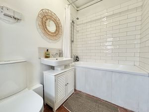 Photo 11- click for photo gallery